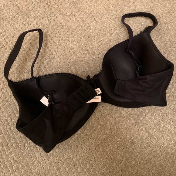New Victoria’s Secret Demi Bra - Picture 2 of 3